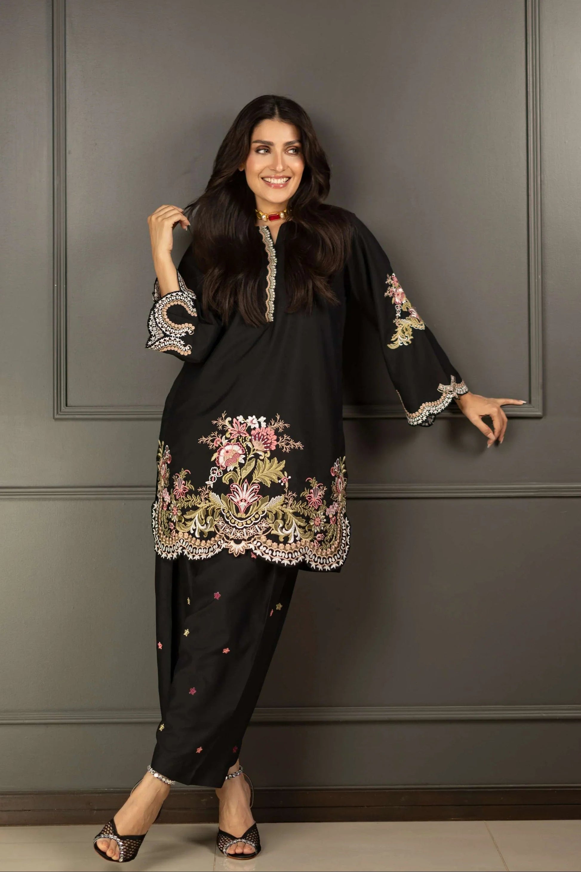 2Pc | Everyday Elegance - Naarie Pret