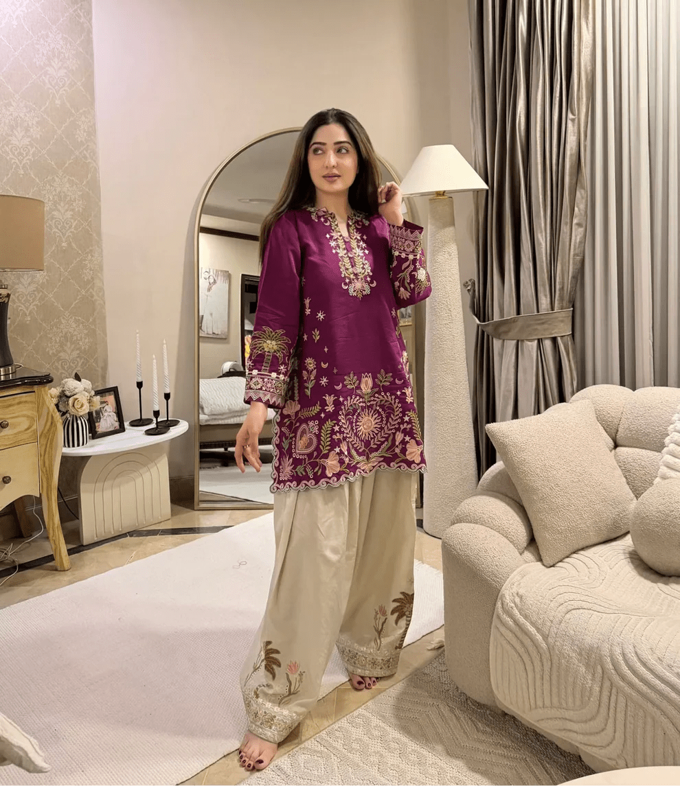 SAFFRON ( NP-1 ) - Naarie Pret