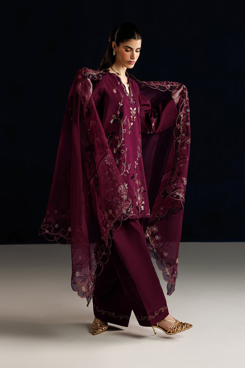 ZAREEN ( NP-21 ) - Naarie Pret