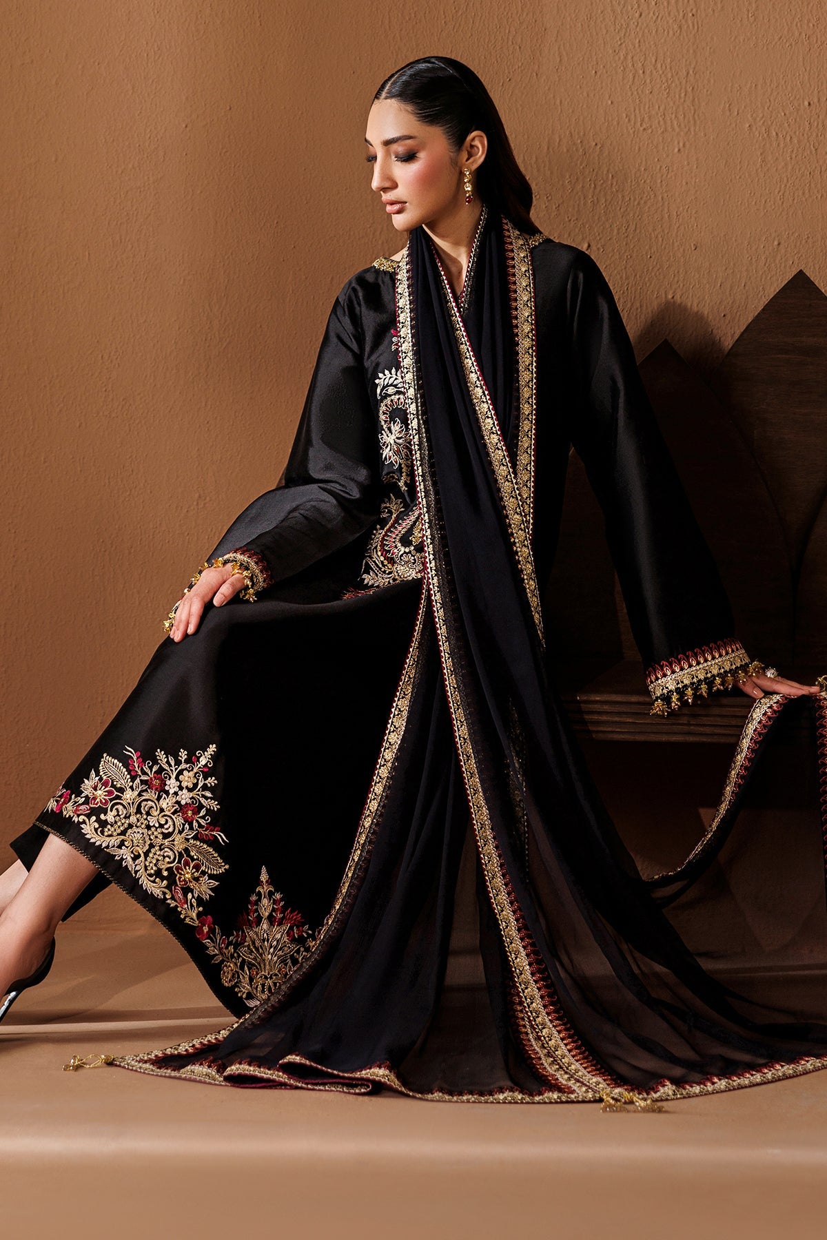 ZEHRA ( NP-6 ) - Naarie Pret